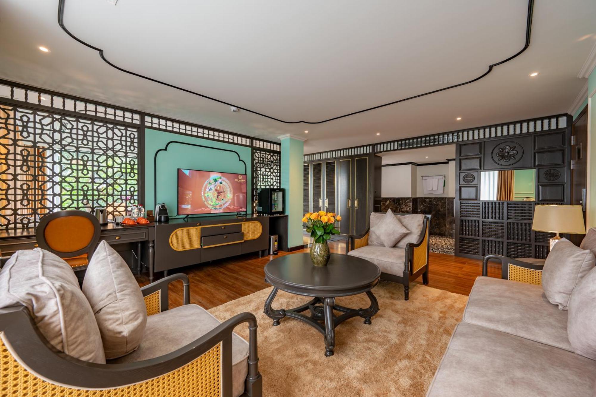 Bel Marina Hoi An Resort Εξωτερικό φωτογραφία Living room of a suite